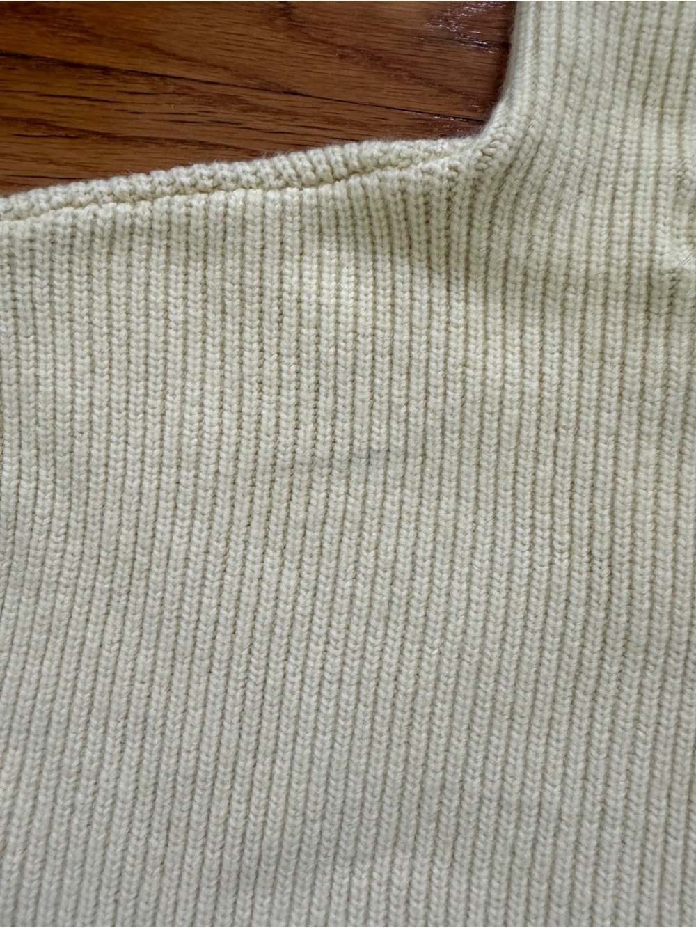H&M Butter Yellow Ribbed Zip-Up Sweater - Picture 4 of 4